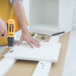 W aktualnych czasach niezwykle sporo osób poświęca swój wolny czas przed telewizorem